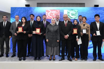 'Cinnah Genç Yazarlar' ödüllendirildi