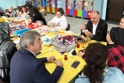 Mudanya'da öğretmenler geleneksel keçe sanatıyla buluştu