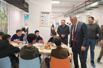 Ramazan Bereketi Gölcüklülerle paylaşılıyor