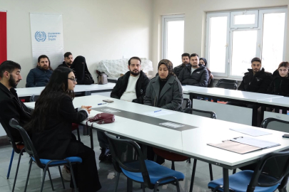 Bursa Yıldırım'da genç çiftlere 'aile' eğitimi