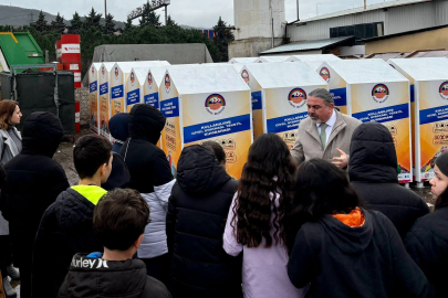 Öğrencilerden Atık Getirme Merkezi’ne ziyaret
