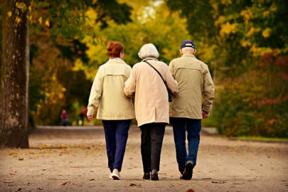 Yaşlılara müjde! Ağrısız yürümek artık mümkün