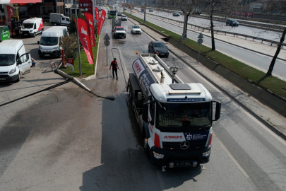Büyükşehir’den dip bucak bayram temizliği