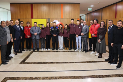 Türkiye Uzay Ajansı Başkanı Sakarya’da öğrencilerle buluşuyor