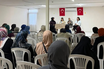 Sakarya Akyazı’da kadınlara rehberlik eden buluşma