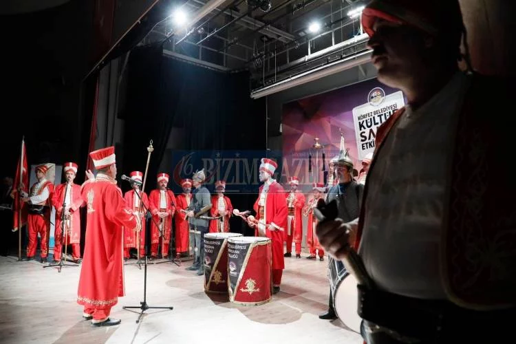 Mehteran, Çanakkale Şehitleri için konser verdi